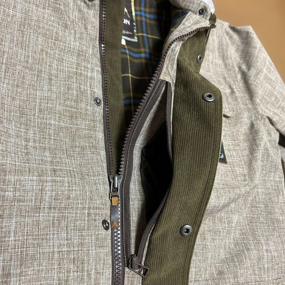 美品　BURTON フード付きスノーウェア ブラウンベージュ（Mサイズ）