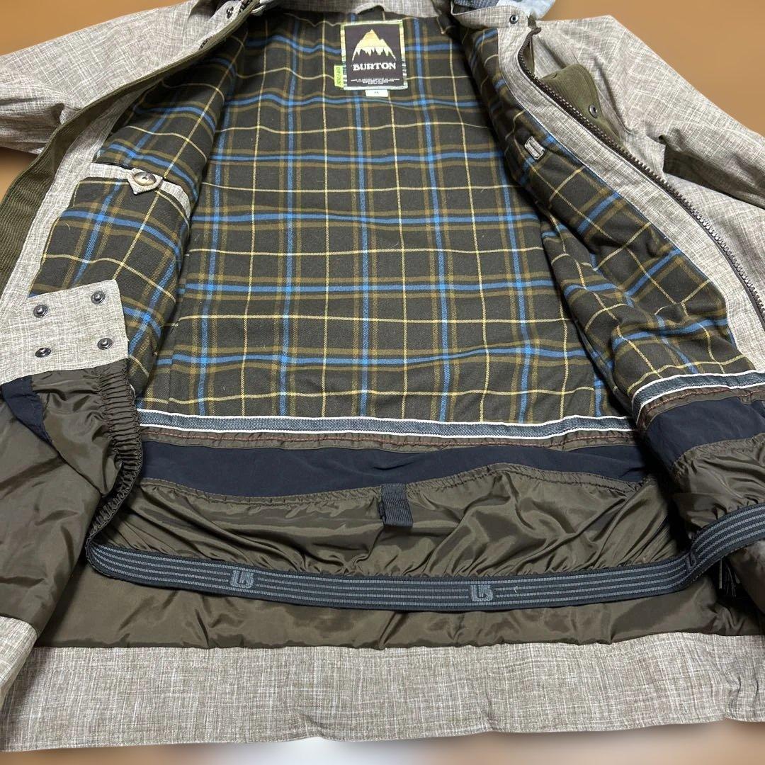 美品　BURTON フード付きスノーウェア ブラウンベージュ（Mサイズ）