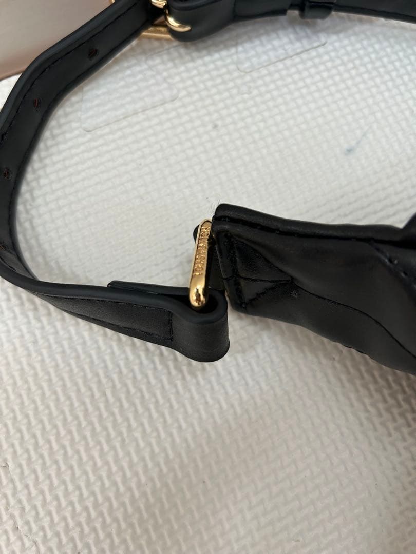 ボディバッグ　バッグ