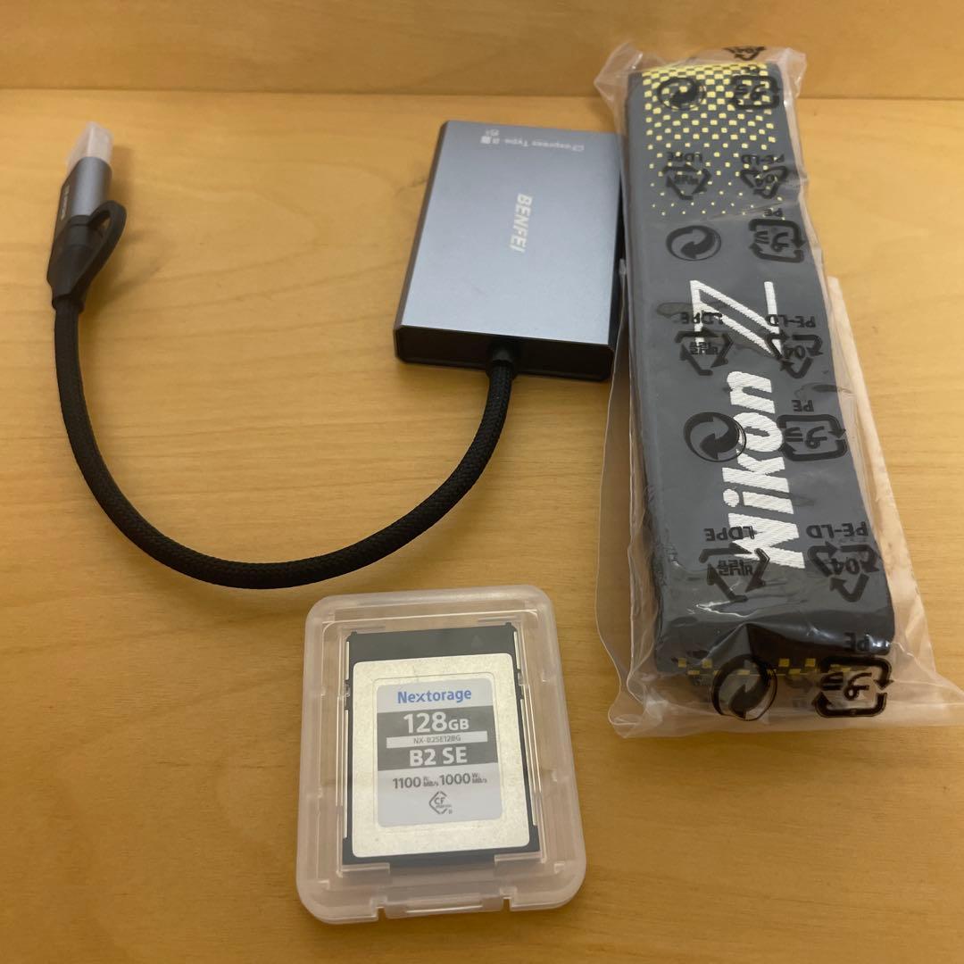 美品 Nikon Z6 本体＋CFexpress128GB カードリーダー