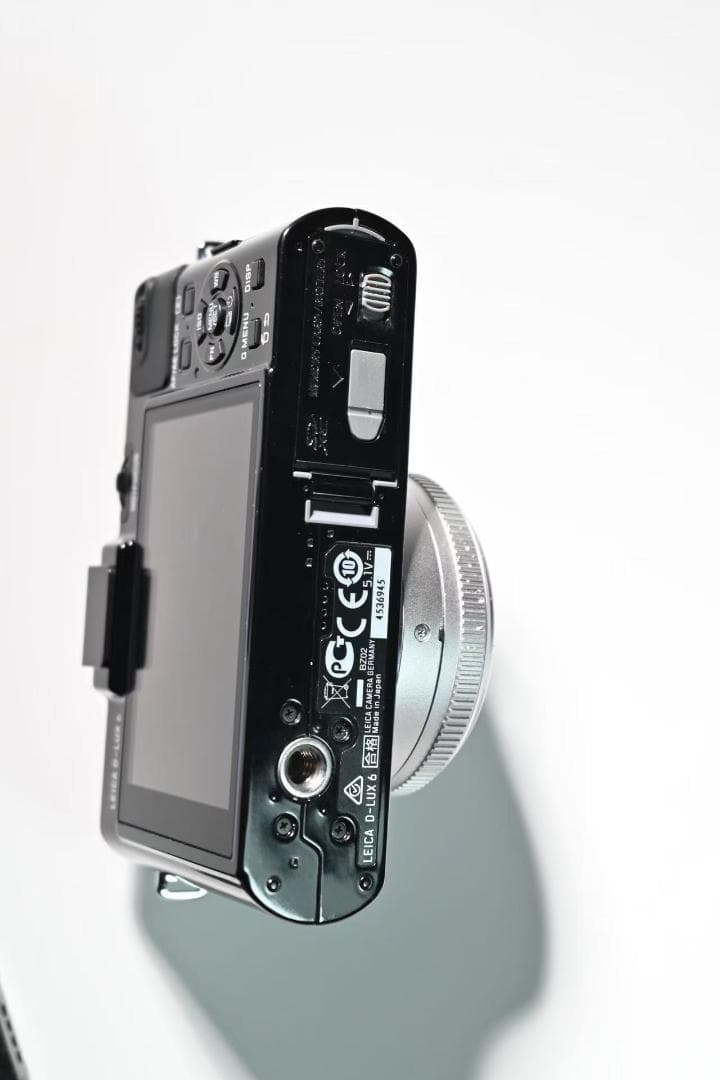 【美品】D-LUX 6 100周年　デジタルカメラ シルバー　ライカ Leica