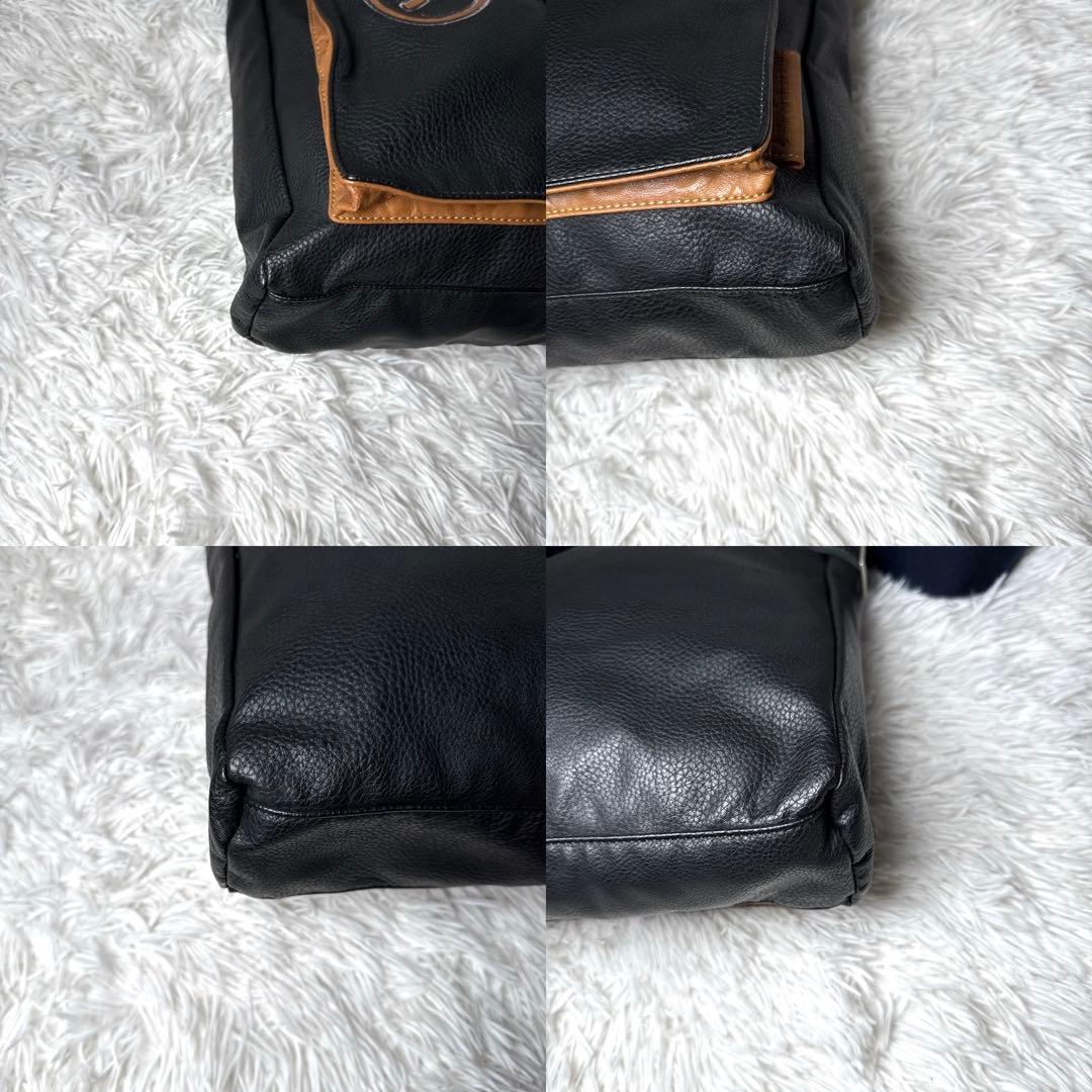 美品✨カステルバジャック ショルダーバッグ レザー 牛革 デカロゴ 黒 シボ革