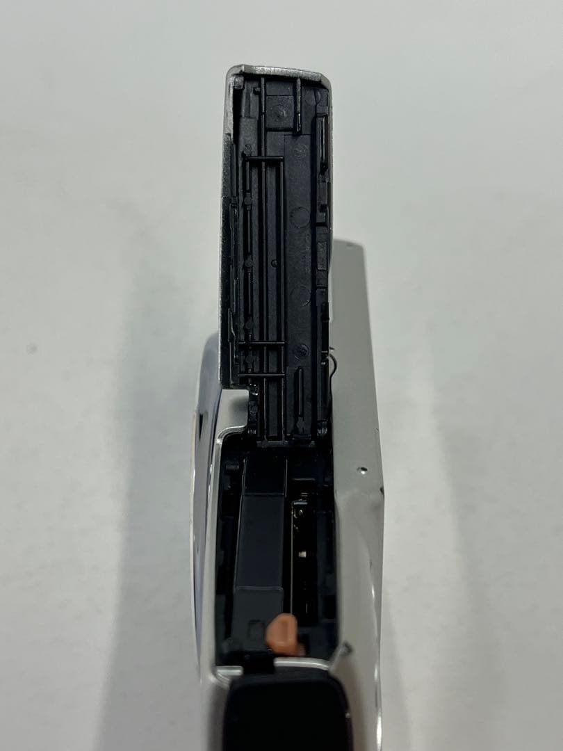 Canon IXY 140 キヤノン　PC2054 コンパクトデジタルカメラ