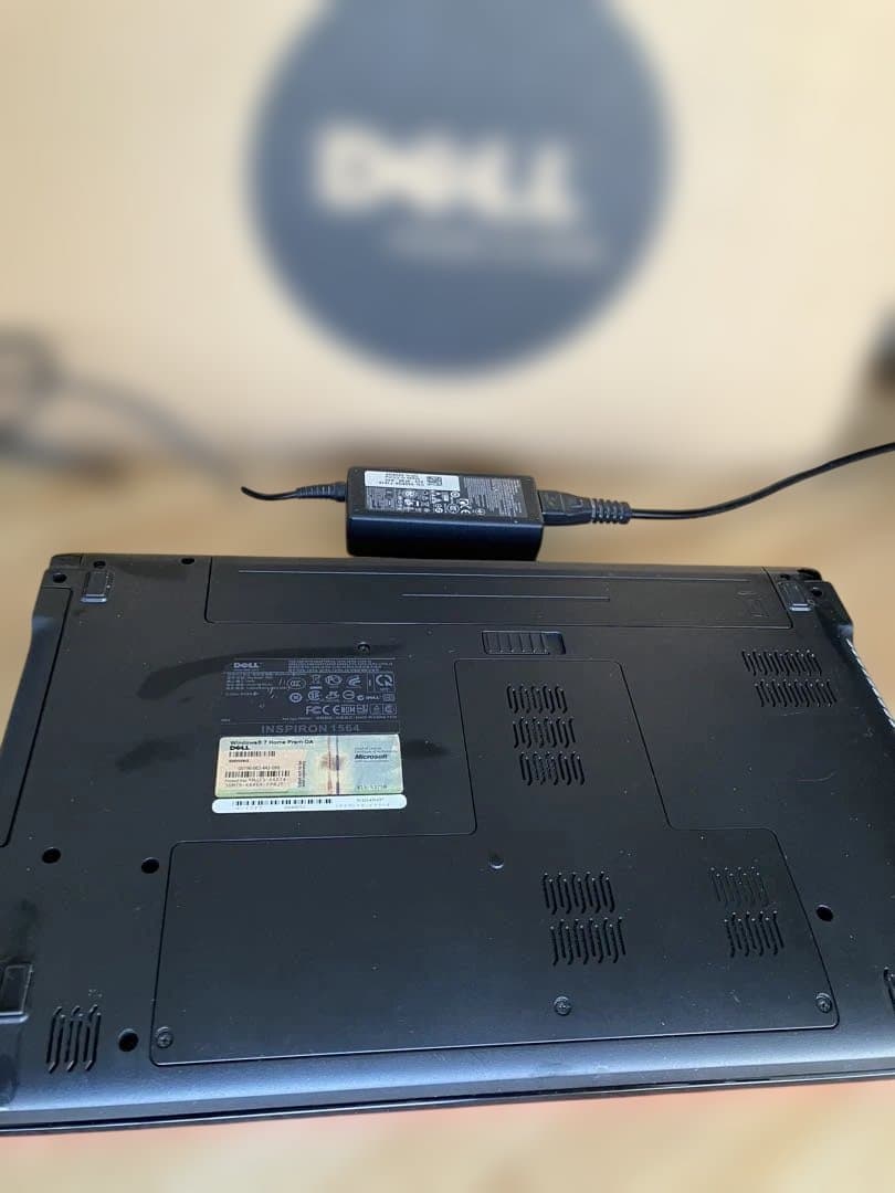 DELLノートPC Win10 inspiron 1564 本体　ジャンク