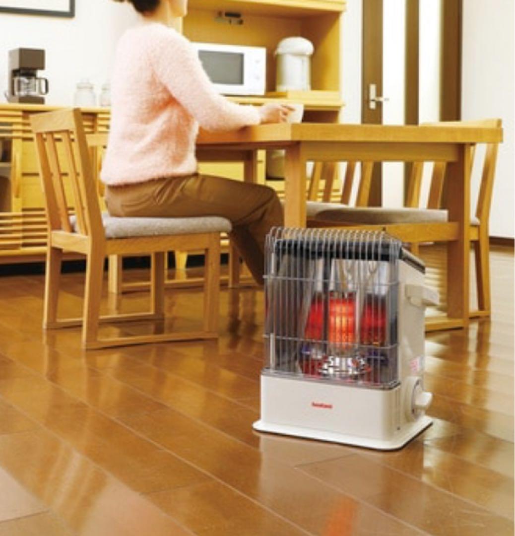 新品同様　IwatanI ストーブ カセットボンベ式　デカ暖　テスト5分使用のみ