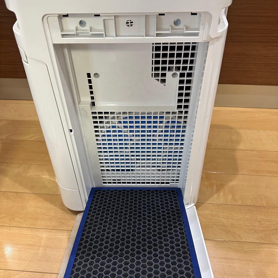 ① 【2024年製】シャープ SHARP 加湿空気清浄機 KC-R50-W