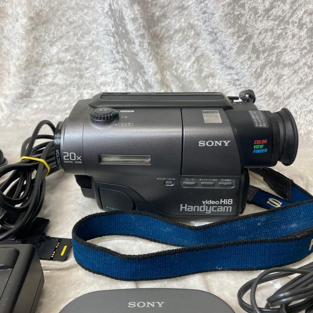 Sony Handycam 8ミリビデオカメラ Hi8 CCD-TR11