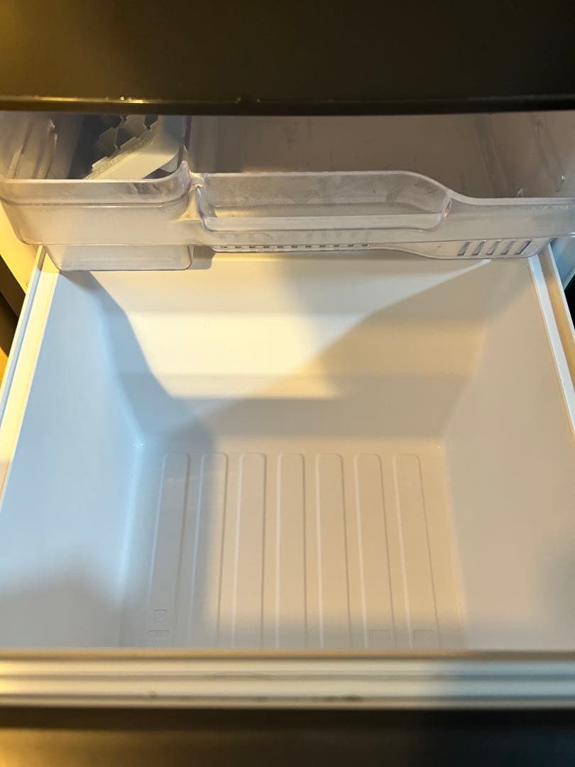 三菱電機 2ドア冷蔵庫 MR-P15H（2023年購入）