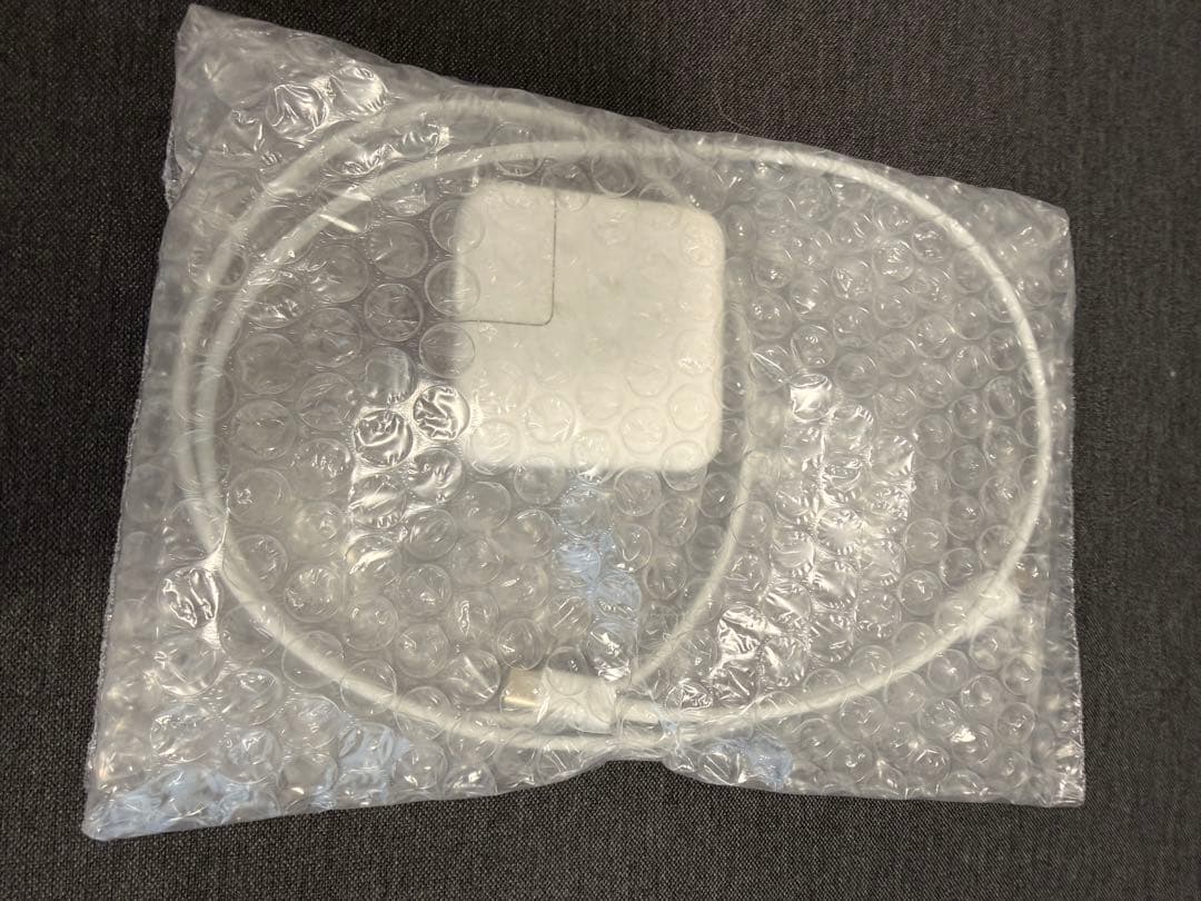 Macbook Air M1 8GB 256GB スペースグレイ