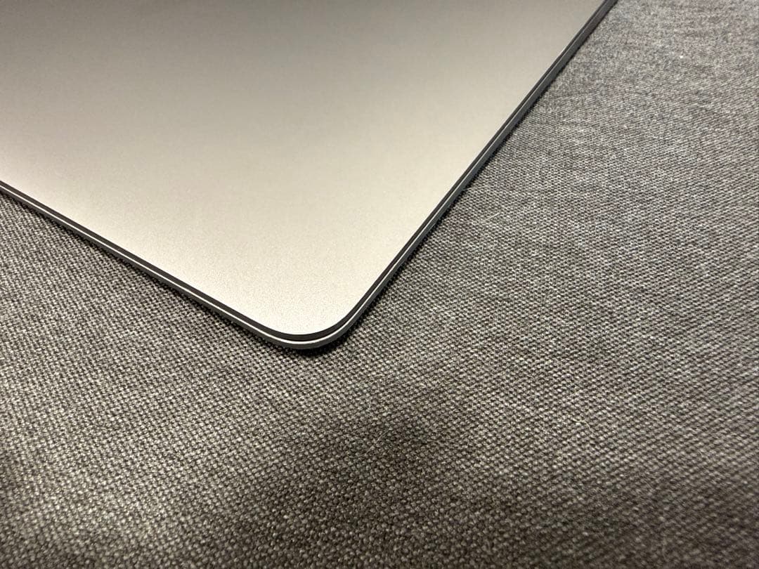 Macbook Air M1 8GB 256GB スペースグレイ