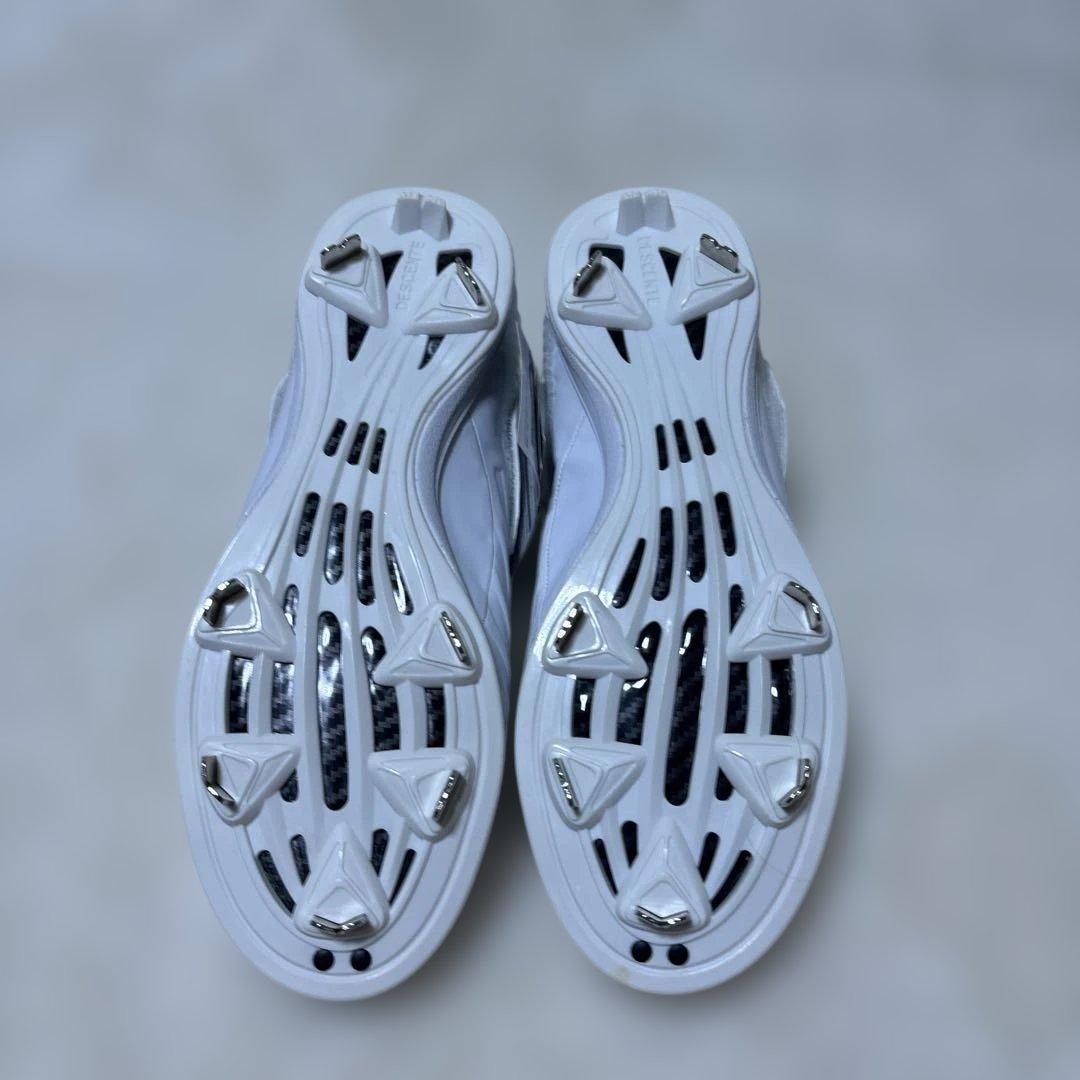 定価税込18700円！デサント　コウノエベルトスパイク2G 25.0㌢　若干汚有