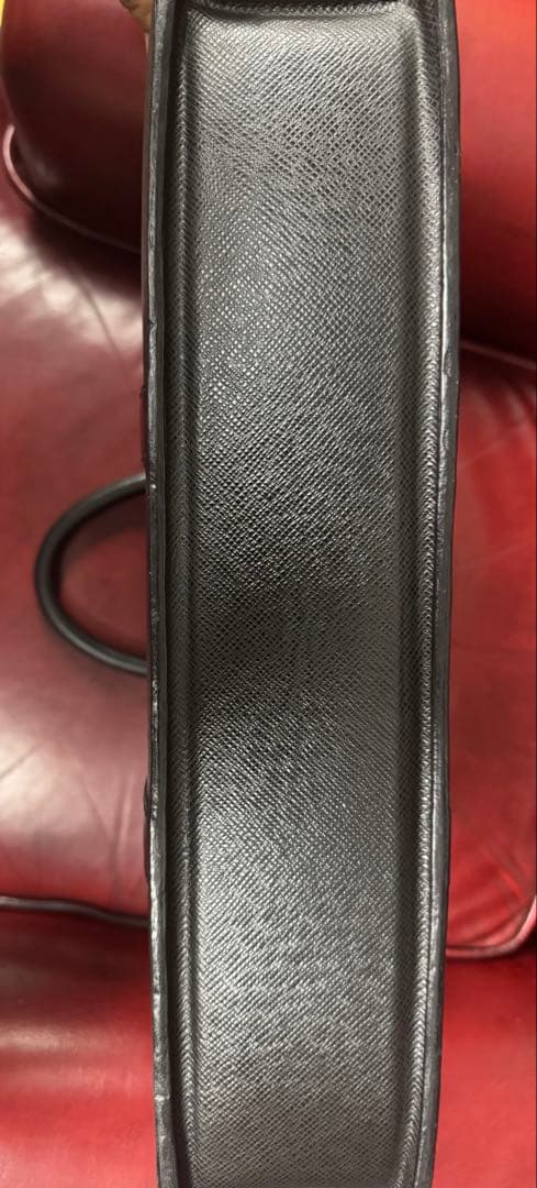 即決価格SALE！ルイビトン　タイガーブリーフケース黒