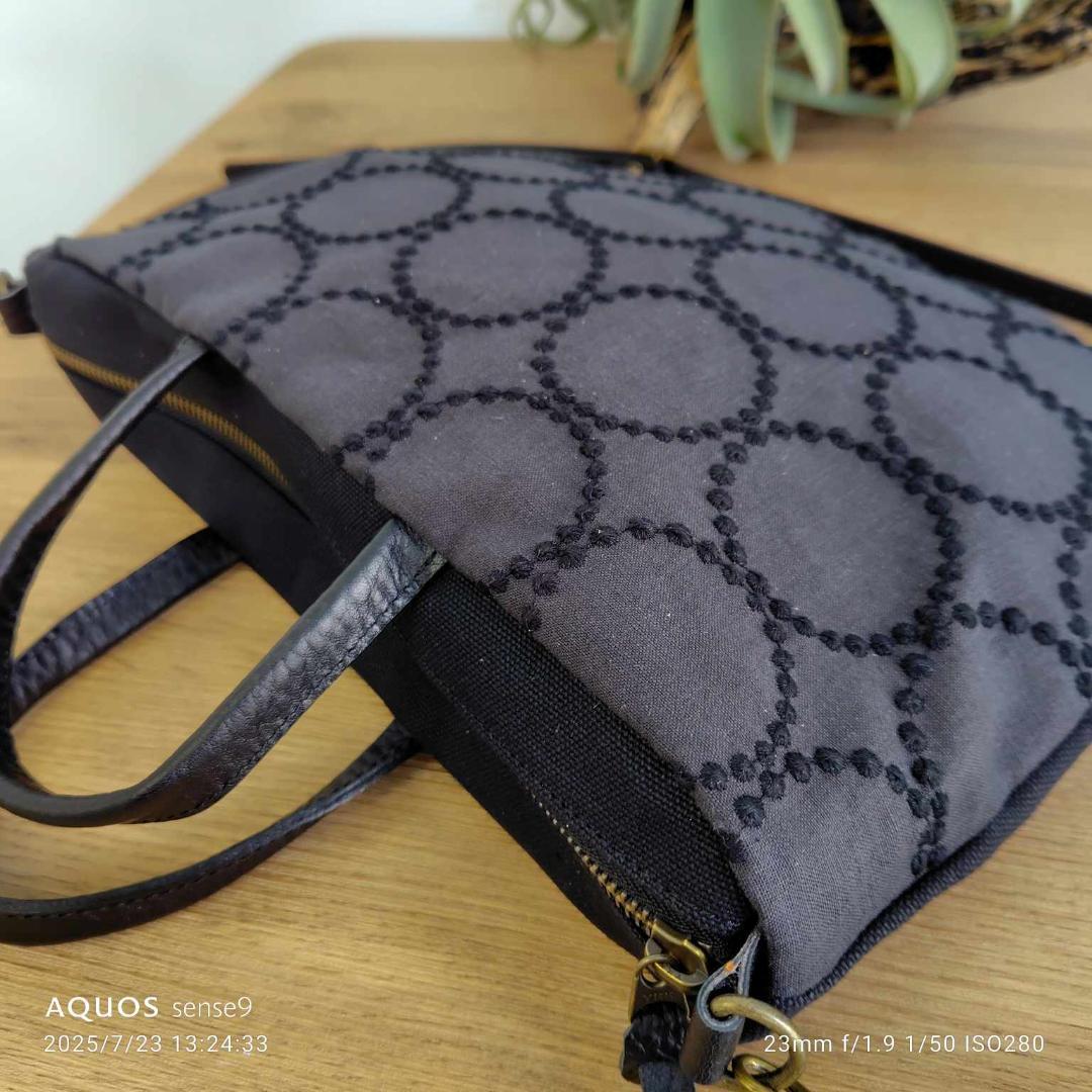 猫美様/2025tambourineタンバリンチャコール/ラウンドショル