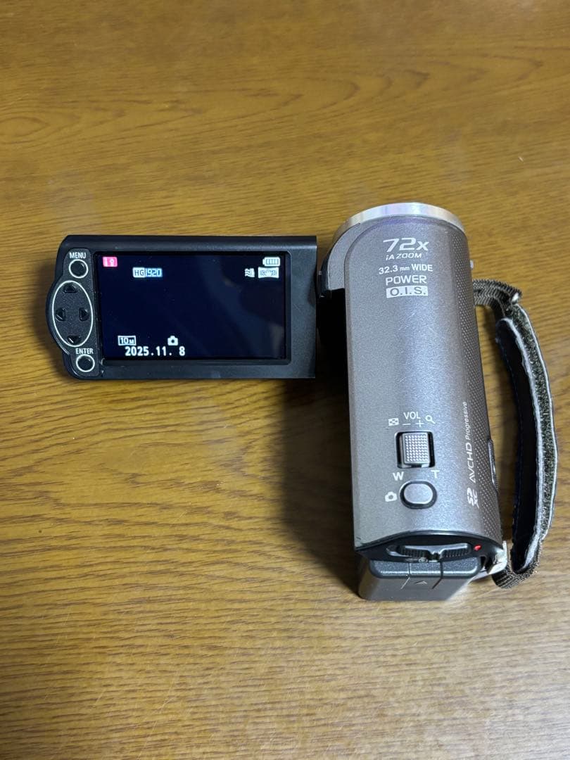 動作確認済みPanasonic HC-V210M ビデオカメラ