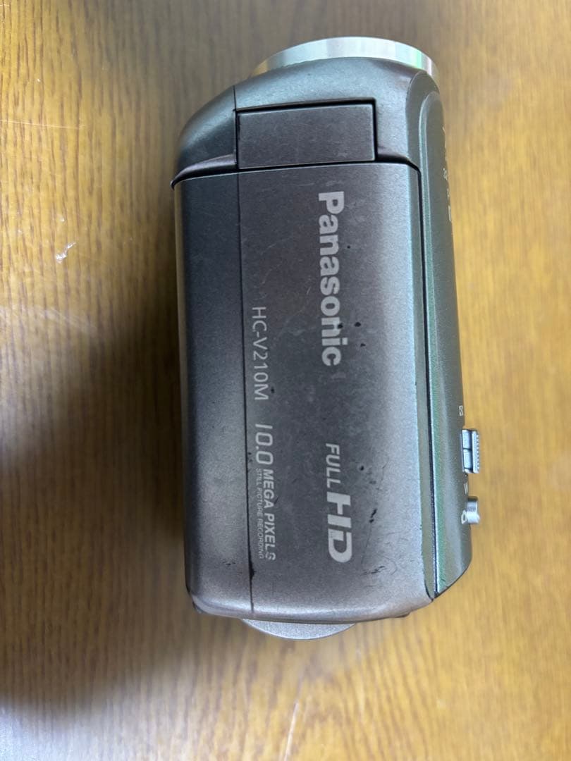 動作確認済みPanasonic HC-V210M ビデオカメラ
