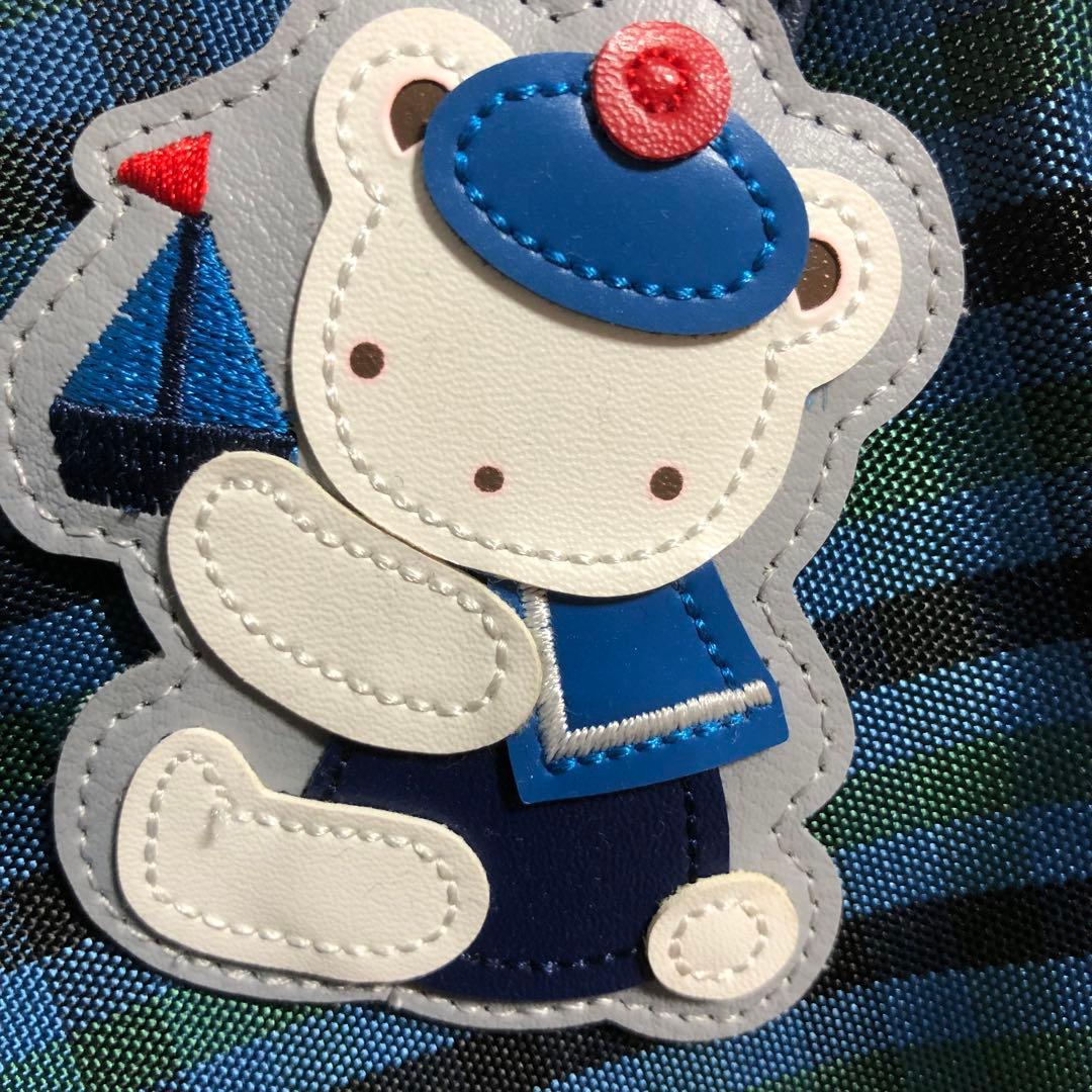 ファミリア　舟形ポシェット