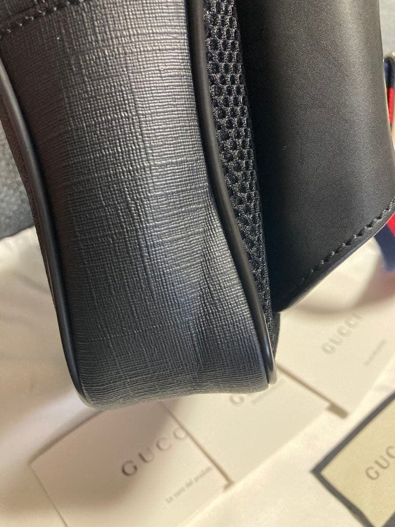 GUCCI グッチ GGスプリーム バッグ ボディバッグ ショルダーバッグ