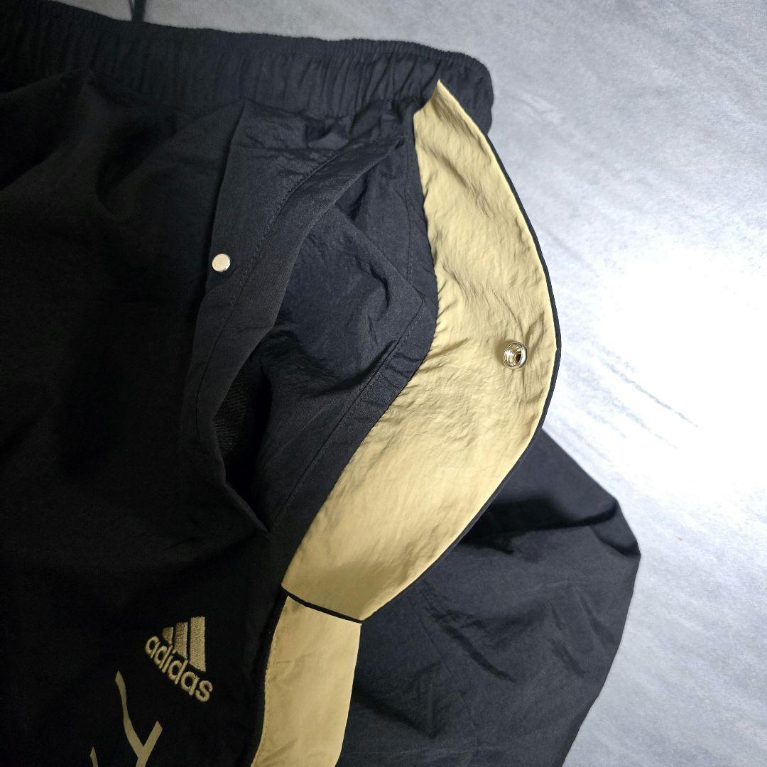 adidas ウィンドブレーカー上下 THE THREE STRIPES