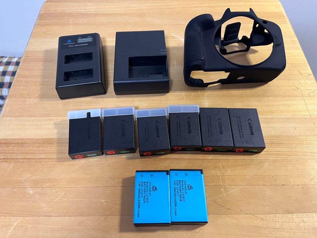 Canon EOS R50レンズキットとオマケ多数