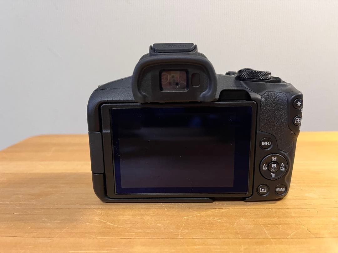 Canon EOS R50レンズキットとオマケ多数