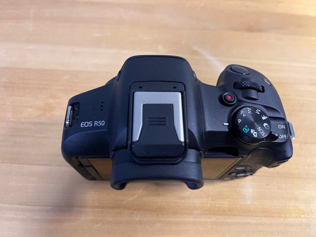 Canon EOS R50レンズキットとオマケ多数