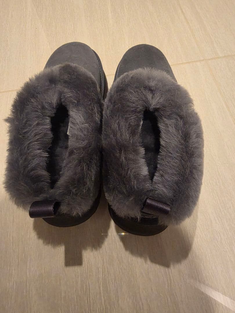 【新品未使用】TAZZELLE　UGG