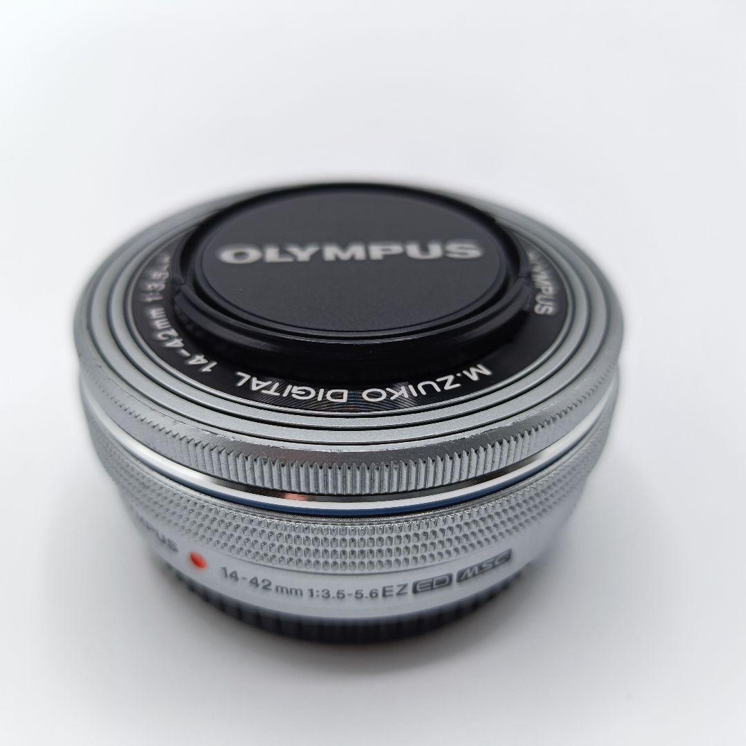 ❤️オリンパス 電動パンケーキズームレンズ❤️シルバー