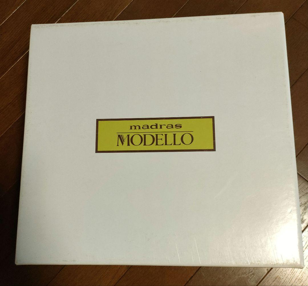 madrasのショートブーツ