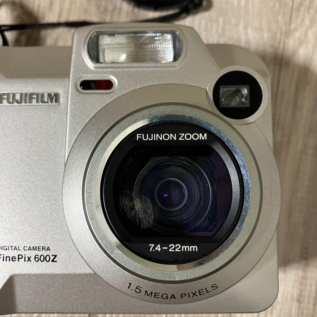 3F 【希少】FUJIFILM FinePix 600Z オールドデジカメセット