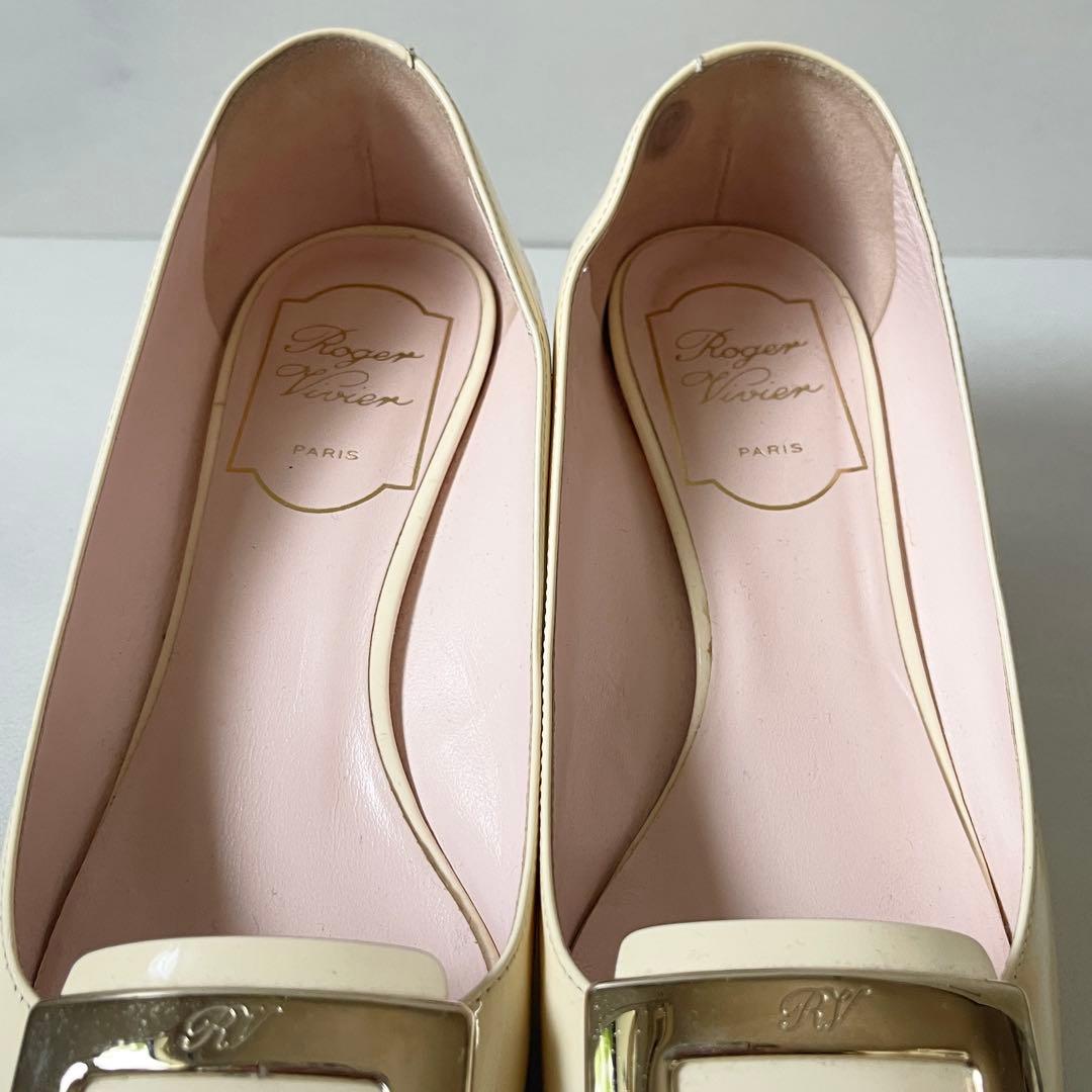 ロジェヴィヴィエ パテント パンプス トレヴィヴィエ チャンキーヒール35.5