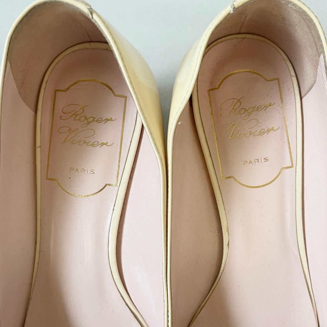 ロジェヴィヴィエ パテント パンプス トレヴィヴィエ チャンキーヒール35.5