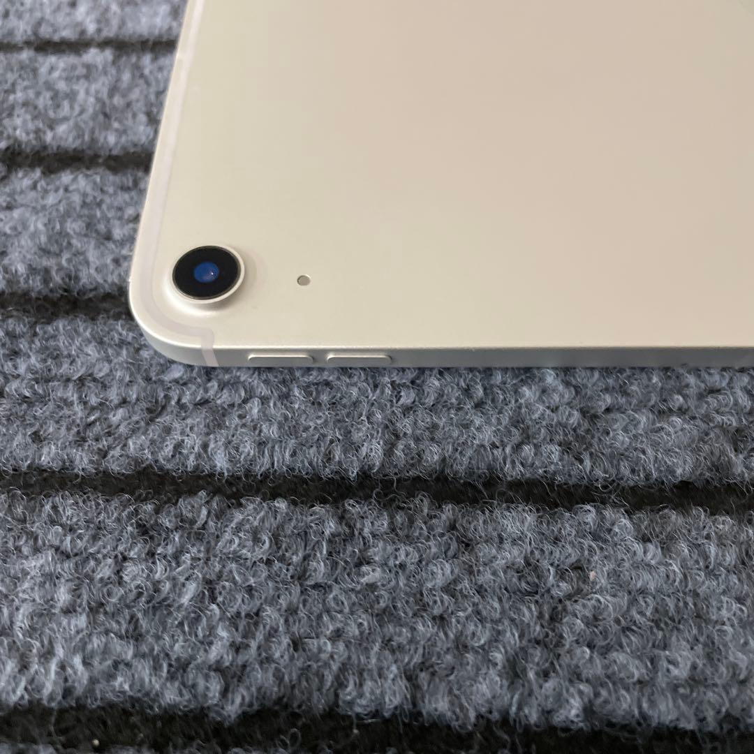 136 iPad Air4 4世代 64GB SIMフリーシルバー