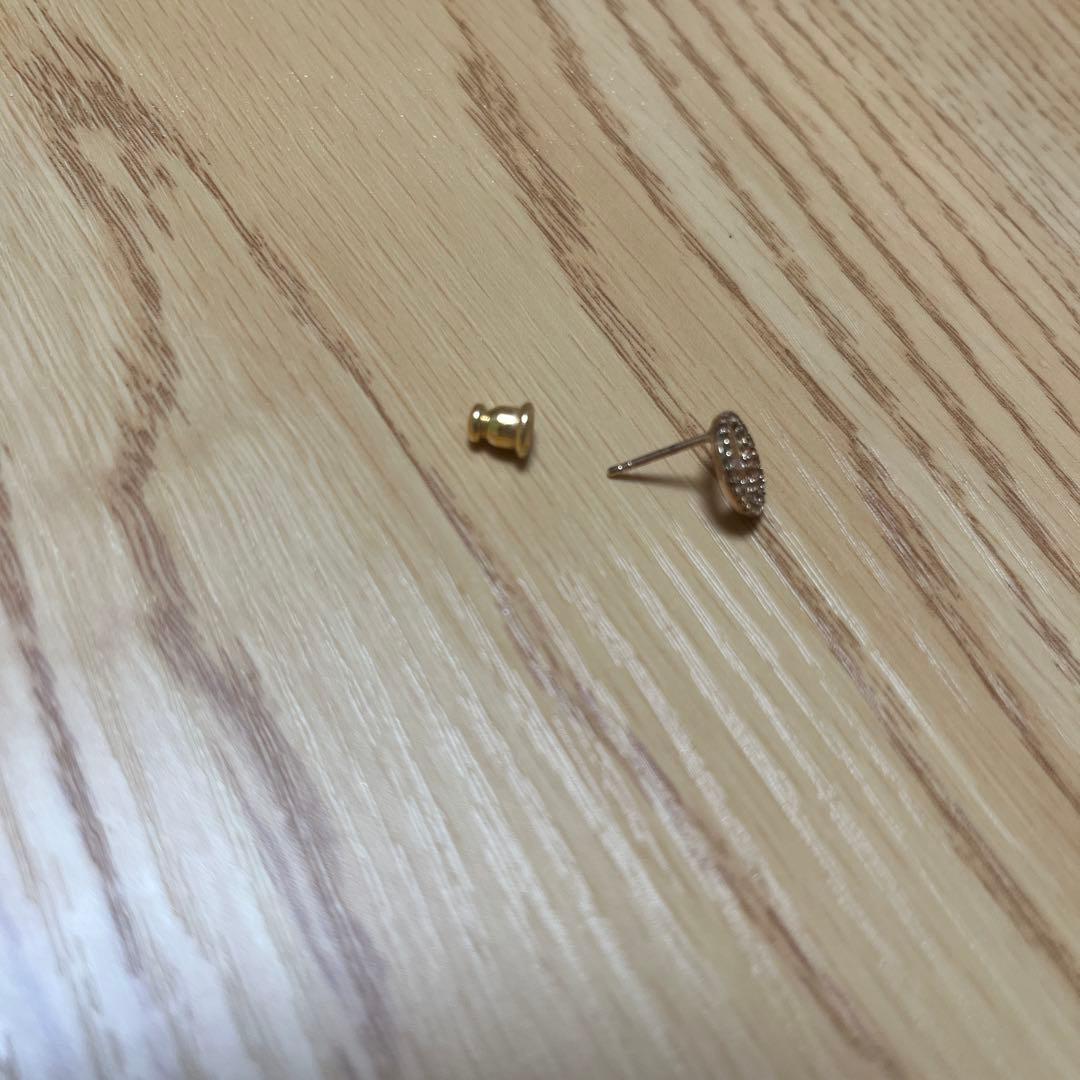 FENDI ピンクゴールドカラー ピアス