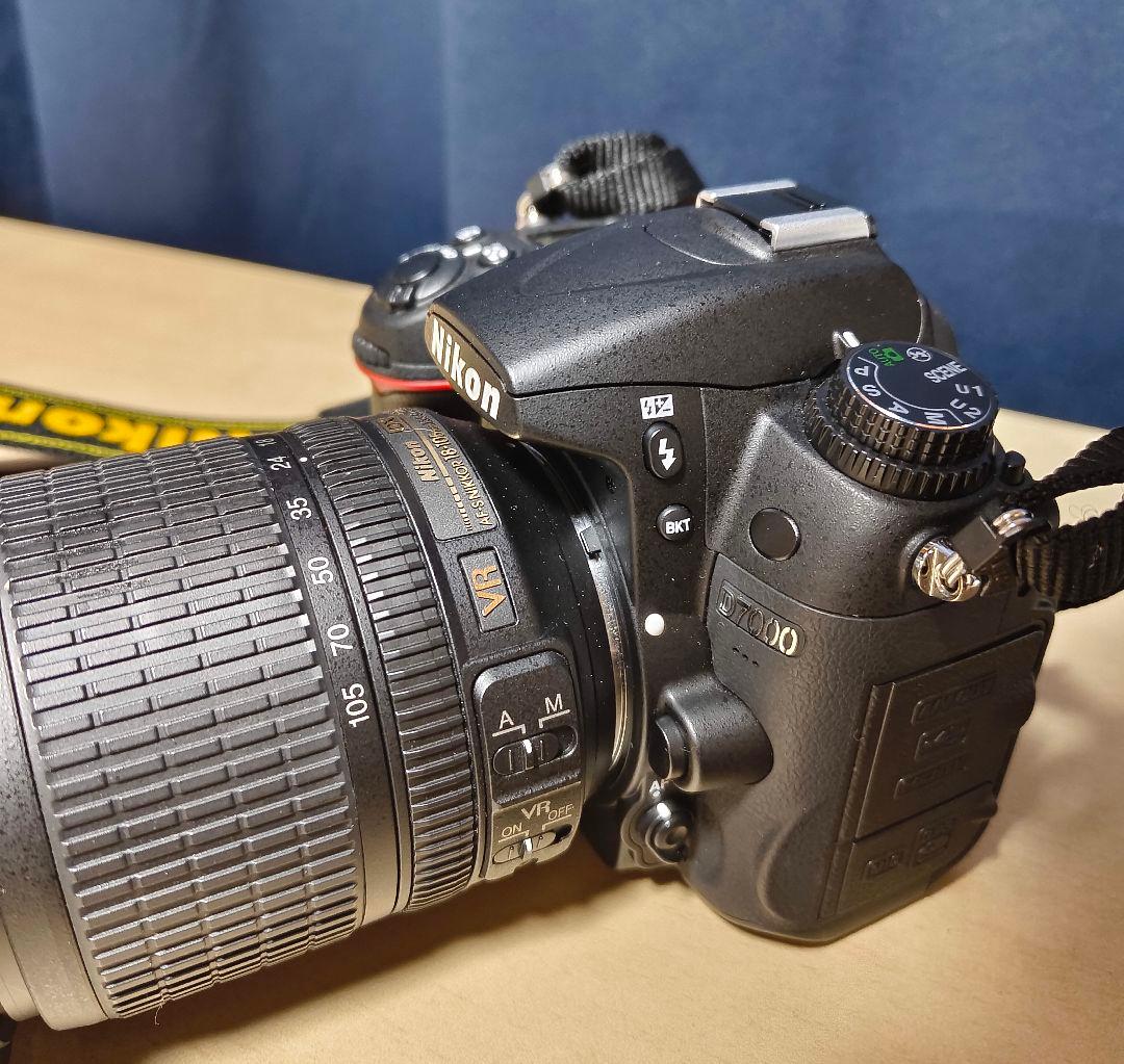 ニコン D7000 レンズキット 18-105mm 75-300mm