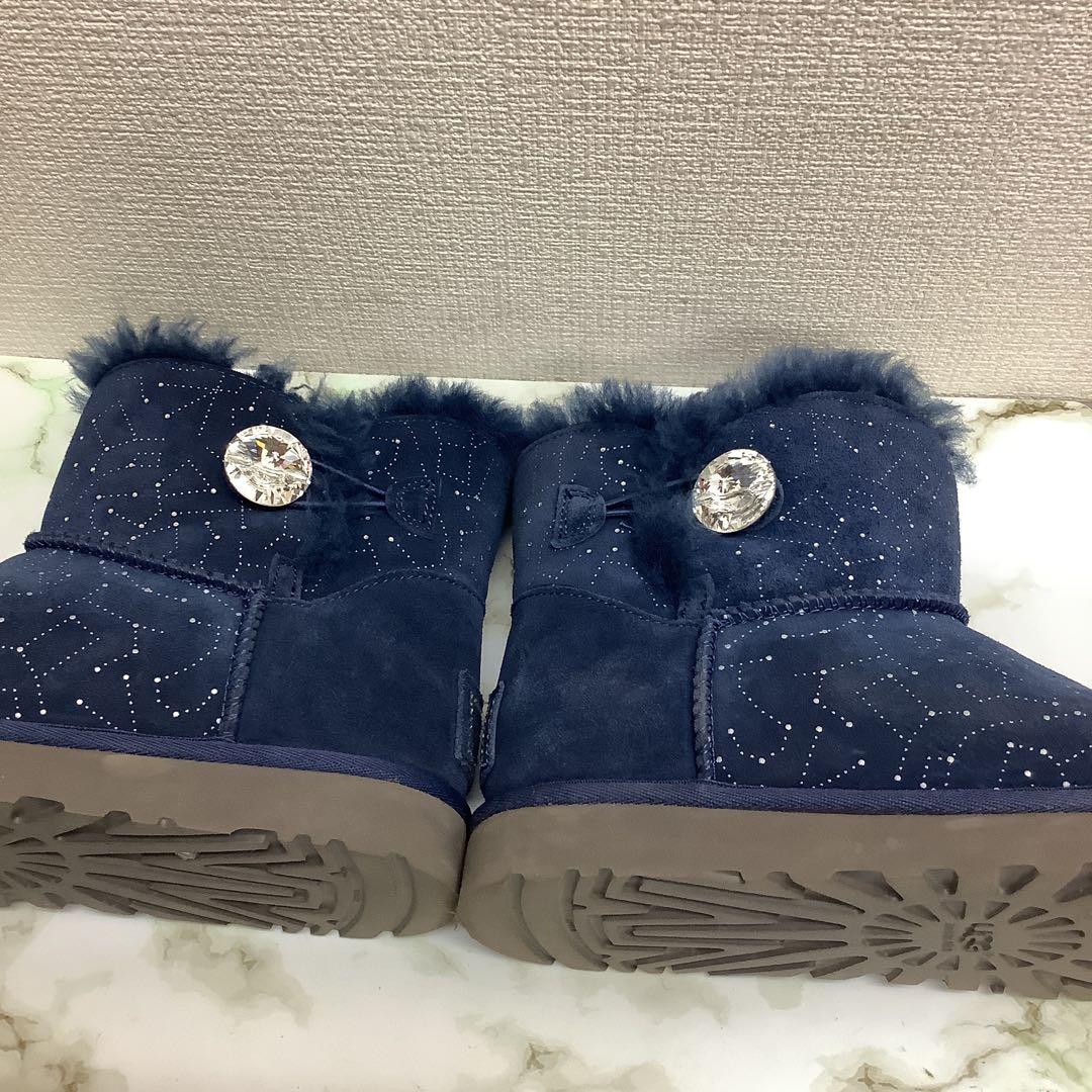 美品　アグ　UGG スワロフスキーボタン　星座柄　ムートンブーツ　25