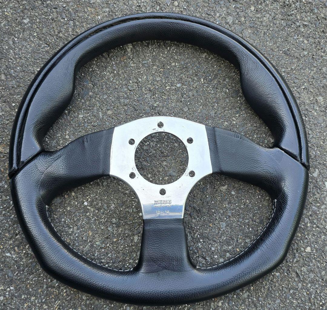 momo COMMANDO 2R ステアリング 320mm