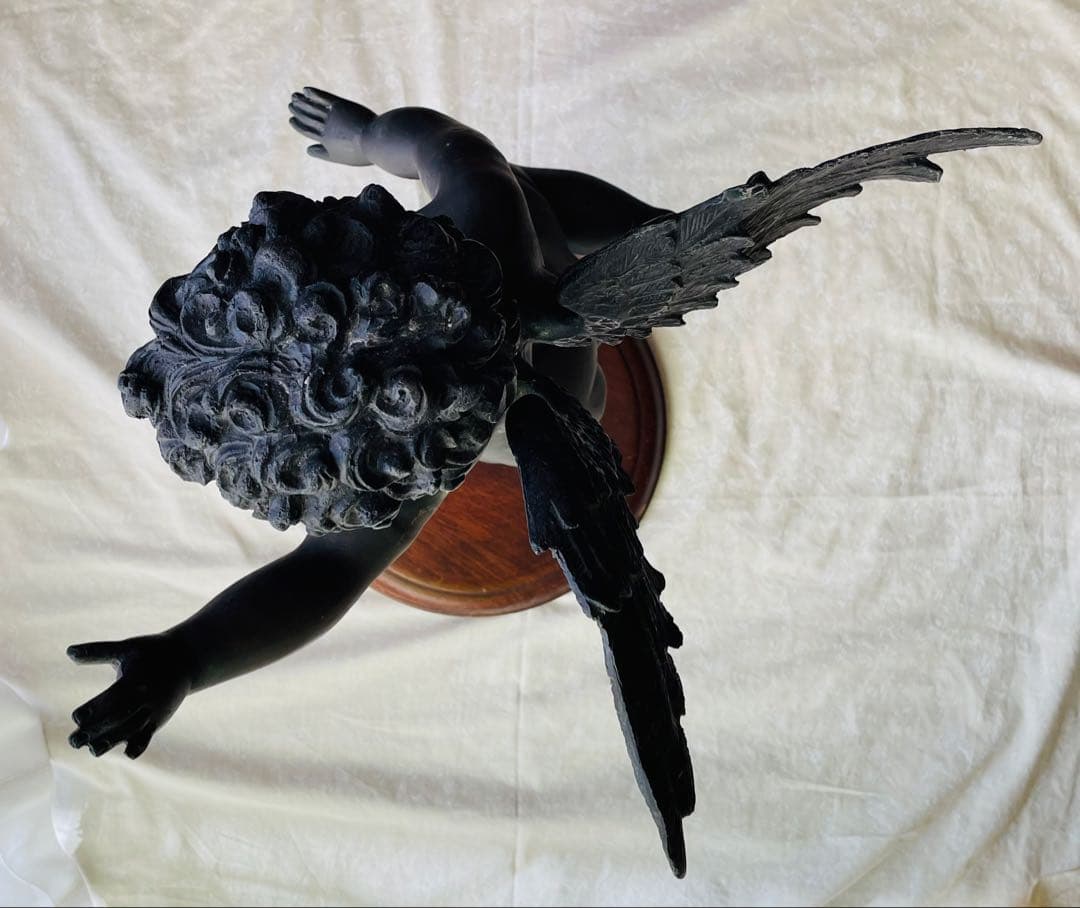 【天使】ブロンズ製 天使像 木製台座付き 高さ約65cm