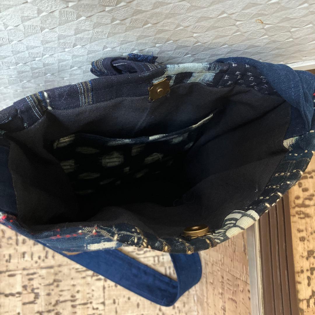 胡桃かごバックショルダー国産藍染型染め雪ん子刺し子山葡萄栃の実チャーム