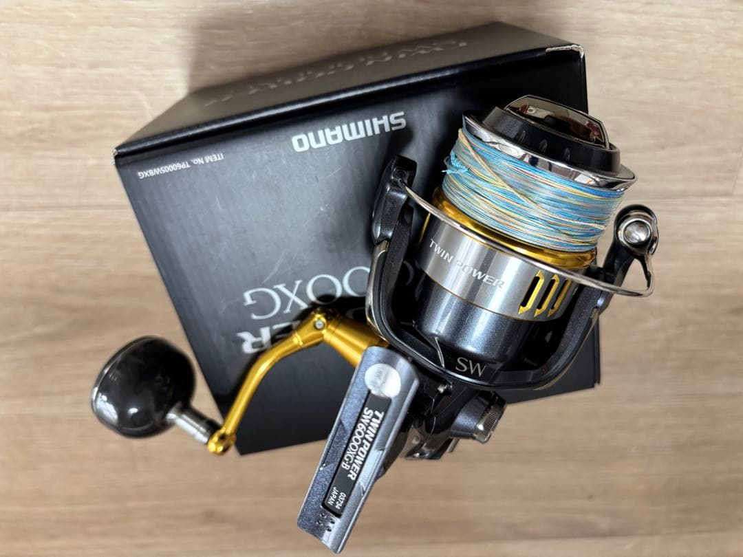 【美品】おまけ付きSHIMANO TWIN POWER sw6000x