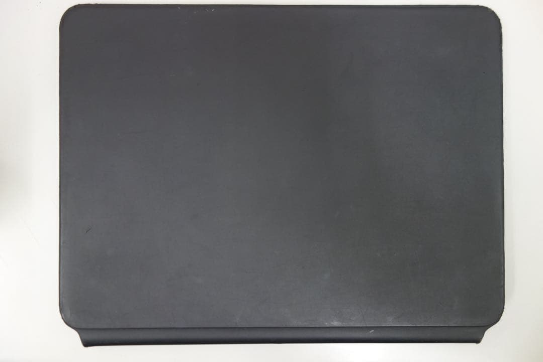 Apple iPad11インチ用マジックキーボード　JIS配列　A2261