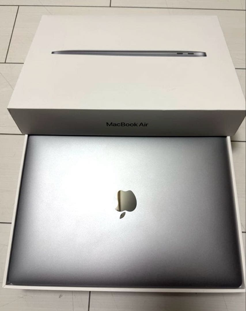 MacBook Air M1 A2337 ジャンク（8G/512G）