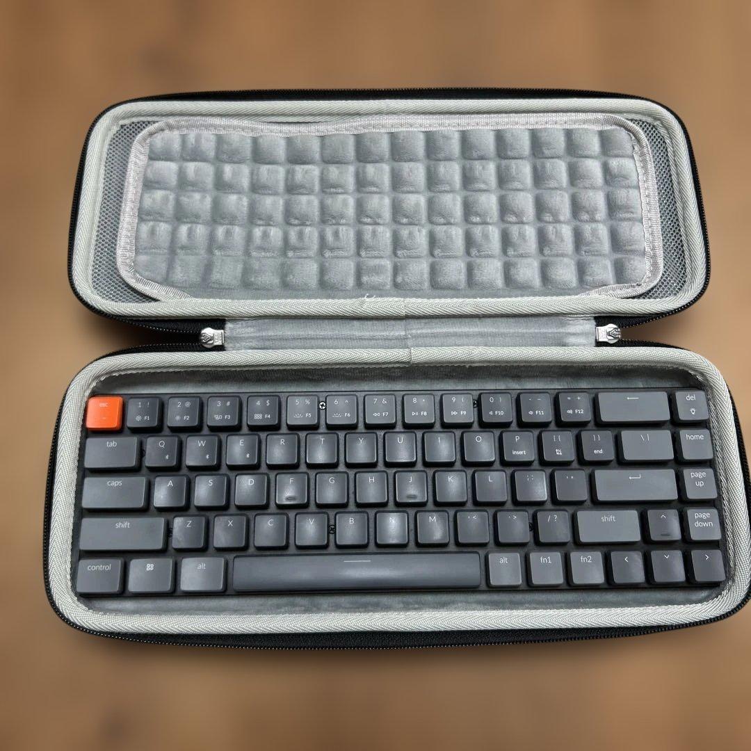 Keychron K7 US ロープロファイル 赤軸 ケース付き