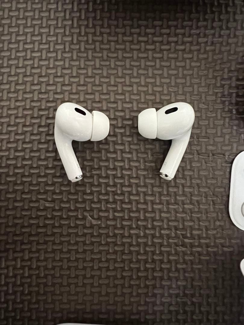 AirPods Pro 第2世代　本体 箱充電ケース付き