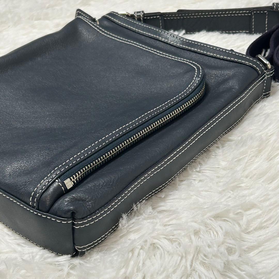 美品kitamura ( キタムラ ) × 高田純次 コラボ ショルダーバッグ