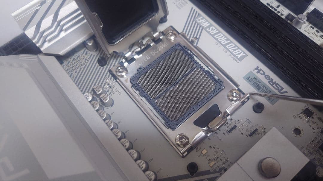 ASRock X870 PRO RS WiFi マザーボード