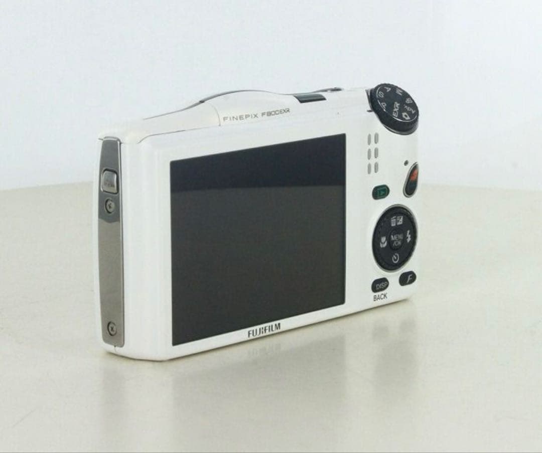 FUJIFILM F800EXR 20倍ズーム ホワイト
