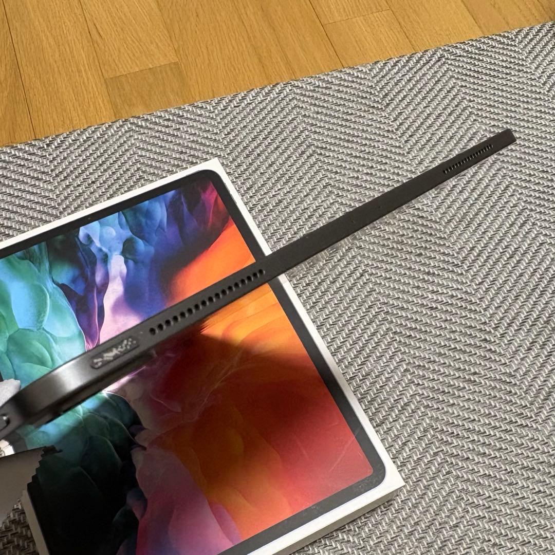 iPad pro 12.9インチ 第4世代 256GB スペースグレイ