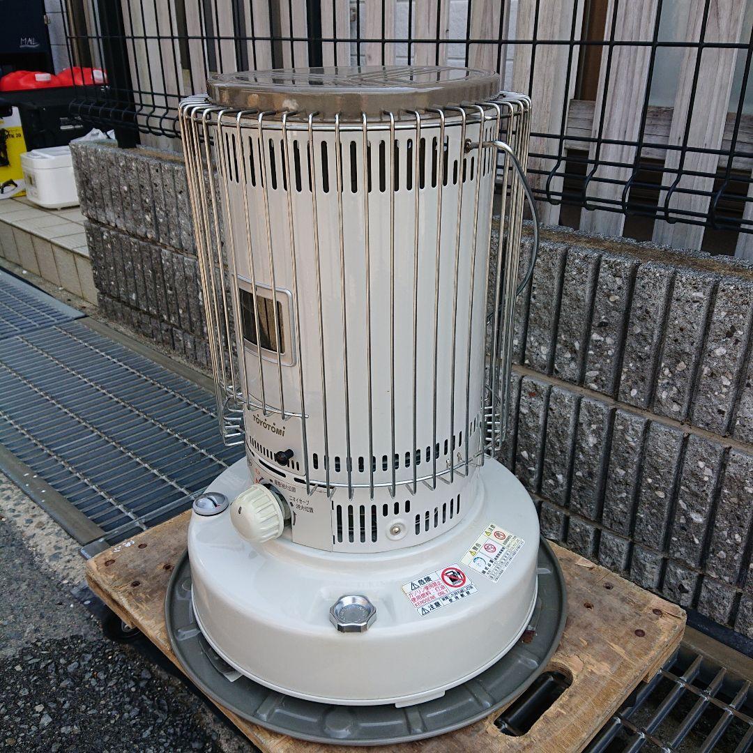 トヨトミ2022年製対流式石油ストーブ 木造17畳/コンクリ24畳 送料無料