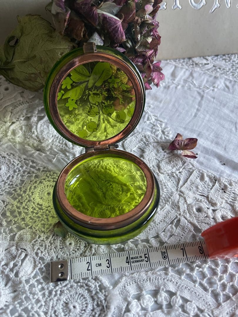 【お66】12 フランス　アンティーク　すずらん　鈴蘭　ガラス　小物入れ