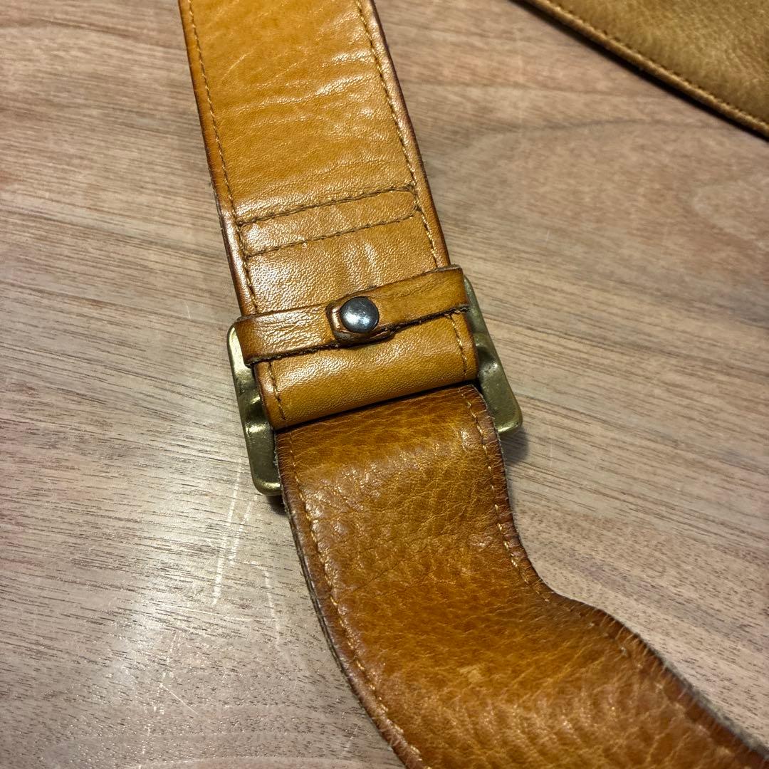 土屋鞄　ガジェットツールボックス